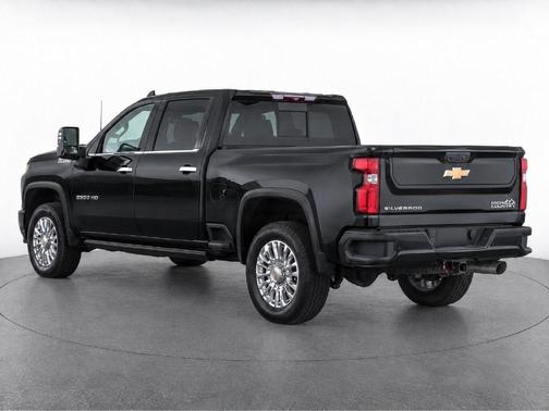 Mosaic Black Metallic 2022 Chevrolet Silverado 2500 High Country