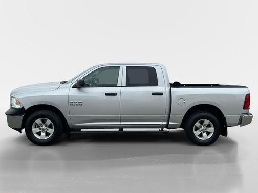Bright Silver Clearcoat Metallic 2016 RAM 1500 Tradesman