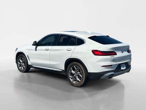 Alpine White 2022 BMW X4 xDrive30i