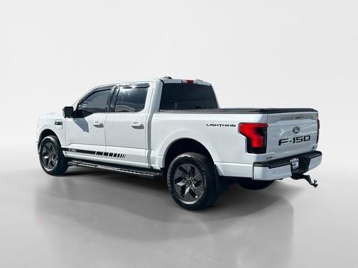 Oxford White 2025 Ford F-150 Lightning Flash
