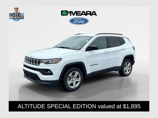 Bright White Clearcoat 2024 Jeep Compass Latitude