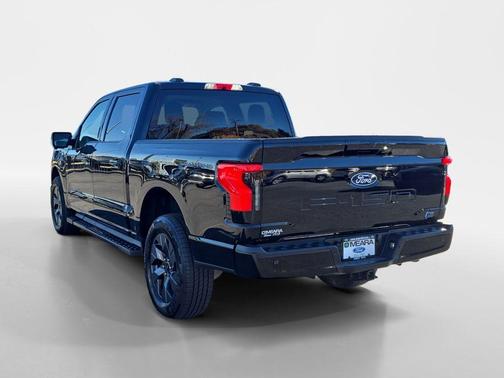 2024 Ford F-150 Lightning Flash