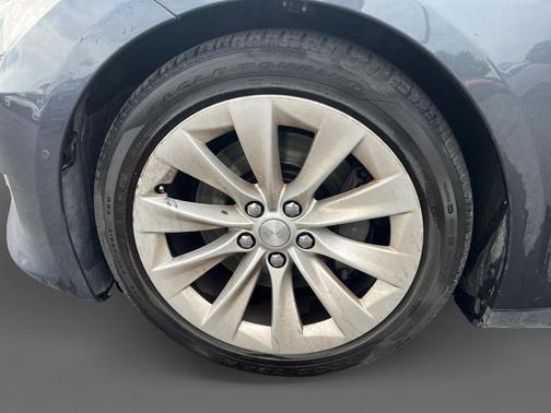 Midnight Silver Metallic 2017 Tesla Model S 100D
