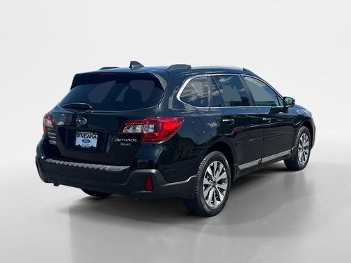 2018 Subaru Outback 3.6R Touring