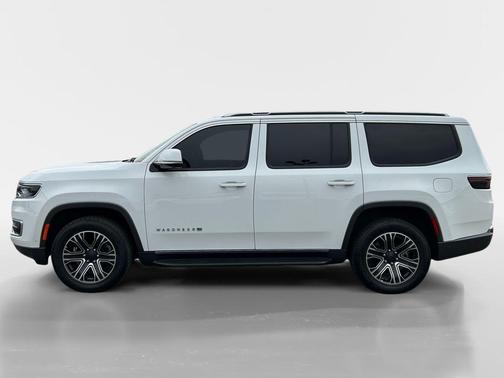 Bright White Clearcoat 2022 Jeep Wagoneer Series III