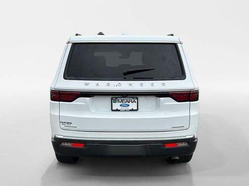 Bright White Clearcoat 2022 Jeep Wagoneer Series III