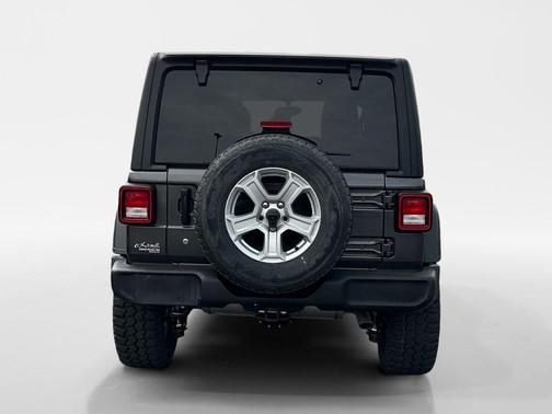 Granite Crystal Clearcoat Metallic 2018 Jeep Wrangler Unlimited Sport