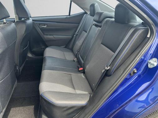 Blue Crush Metallic 2017 Toyota Corolla SE