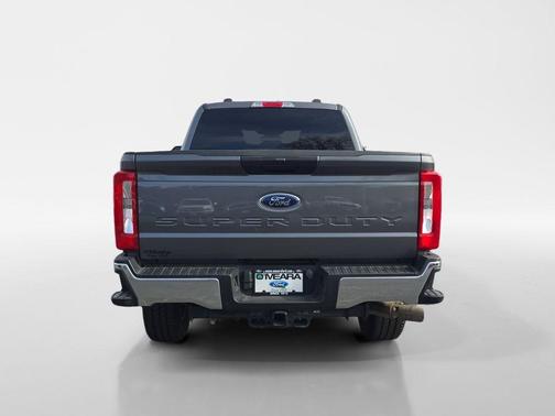 2023 Ford F-250 XLT