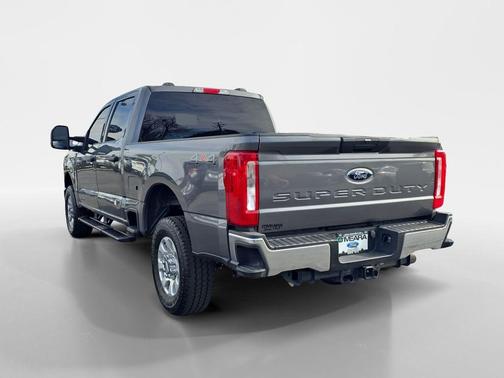 2023 Ford F-250 XLT