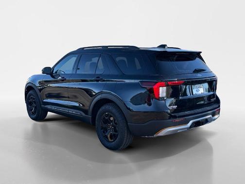 Agate Black Metallic 2026 Ford Explorer Tremor
