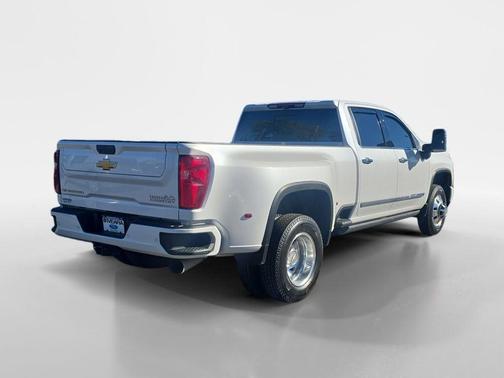 2024 Chevrolet Silverado 3500 High Country