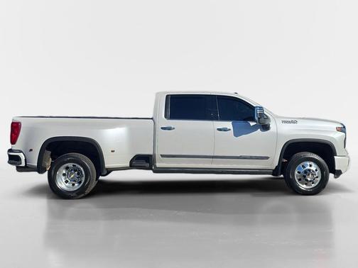 2024 Chevrolet Silverado 3500 High Country