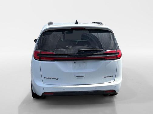 Bright White Clearcoat 2025 Chrysler Pacifica Limited