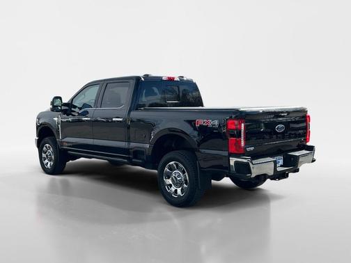 Agate Black Metallic 2024 Ford F-250 Lariat