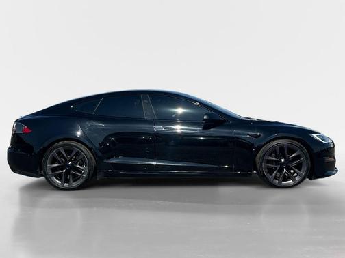 2021 Tesla Model S Plaid