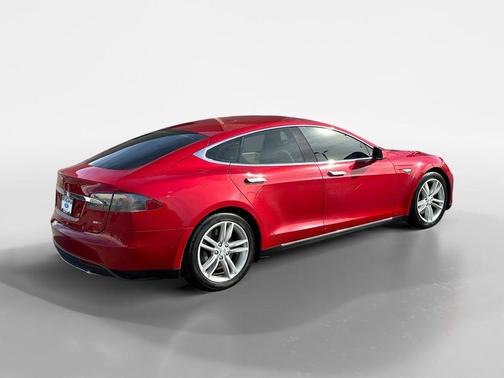 2015 Tesla Model S 85D