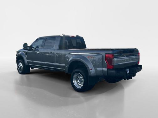 2022 Ford F-450 LIMITED