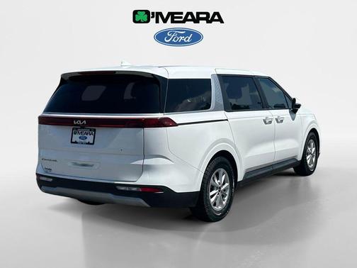 2022 Kia Carnival LX