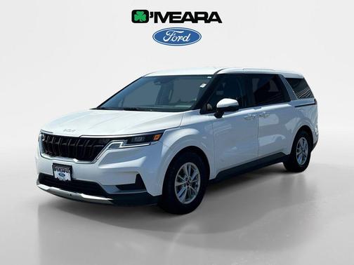 2022 Kia Carnival LX