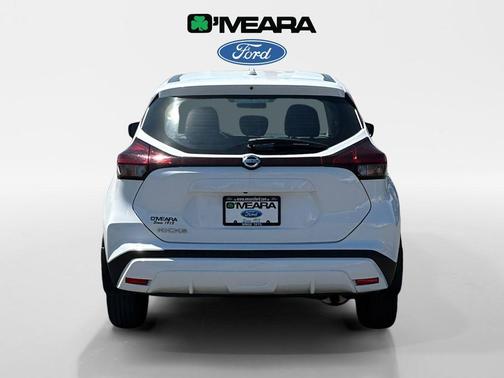 2021 Nissan Kicks S