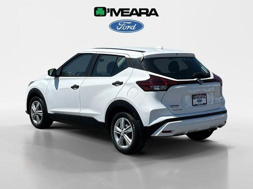 2021 Nissan Kicks S