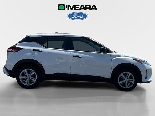 2021 Nissan Kicks S