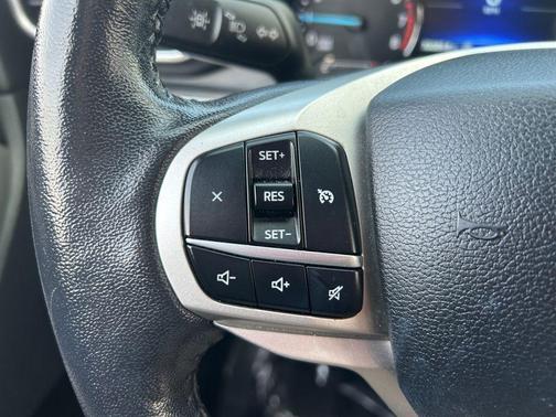 Agate Black Metallic 2021 Ford Explorer XLT