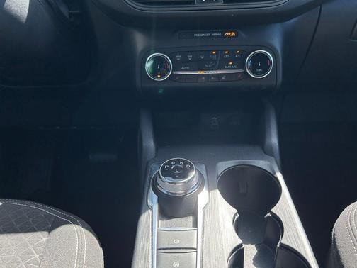 Carbonized Gray Metallic 2024 Ford Escape Active