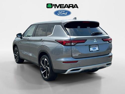 2023 Mitsubishi Outlander SE Special Edition
