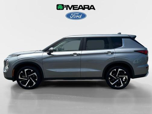 2023 Mitsubishi Outlander SE Special Edition