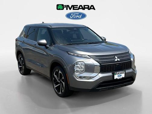 2023 Mitsubishi Outlander SE Special Edition