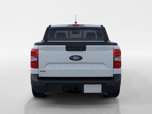 Space White Metallic 2026 Ford Maverick Lariat