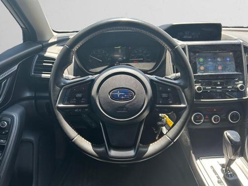 Ice Silver Metallic 2021 Subaru Crosstrek Premium
