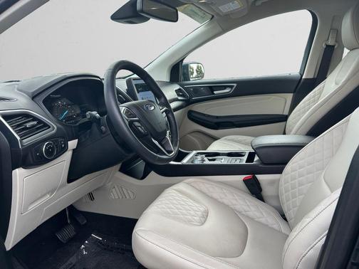 Blue Metallic 2023 Ford Edge Titanium