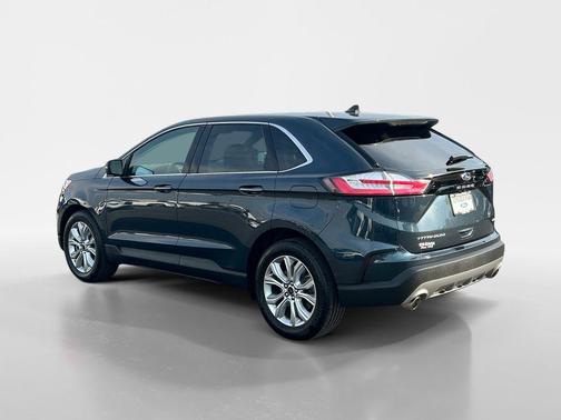 Blue Metallic 2023 Ford Edge Titanium