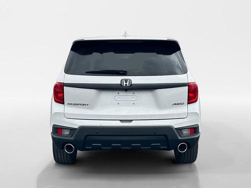 Platinum White Pearl 2023 Honda Passport EX-L