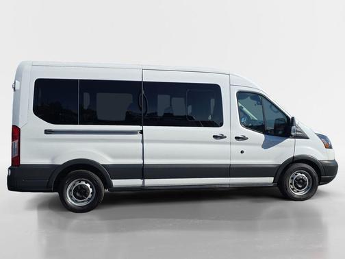 2017 Ford Transit-350 XL