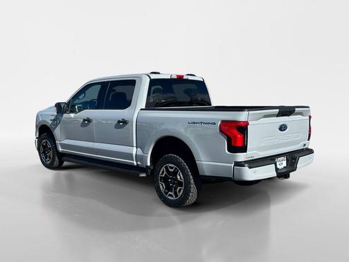 2023 Ford F-150 Lightning XLT