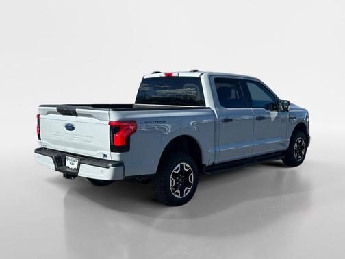 2023 Ford F-150 Lightning XLT