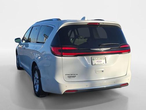 2021 Chrysler Pacifica Touring-L