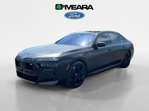 2024 BMW i7 M70