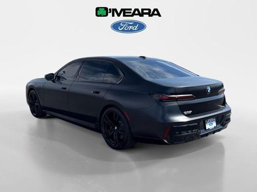 2024 BMW i7 M70