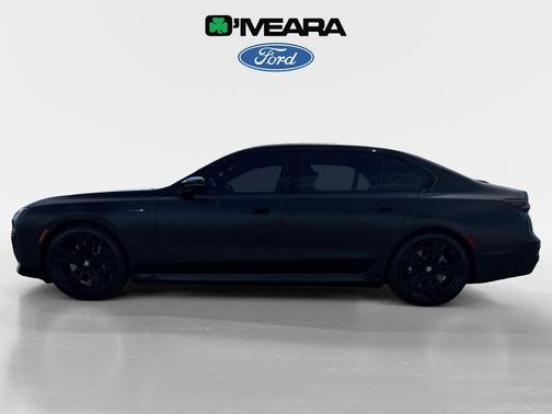 2024 BMW i7 M70