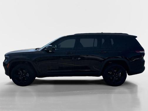 Diamond Black 2024 Jeep Grand Cherokee L Laredo