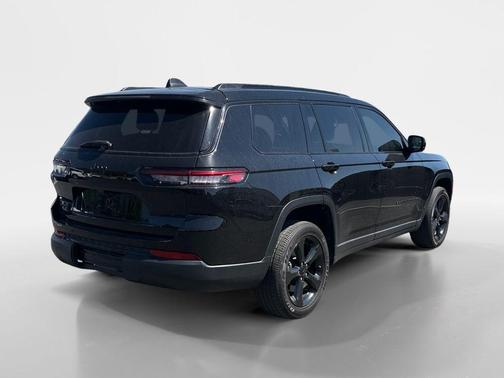 Diamond Black 2024 Jeep Grand Cherokee L Laredo