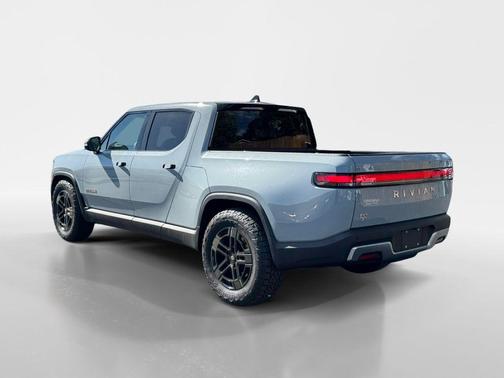 2022 Rivian R1T Adventure Package