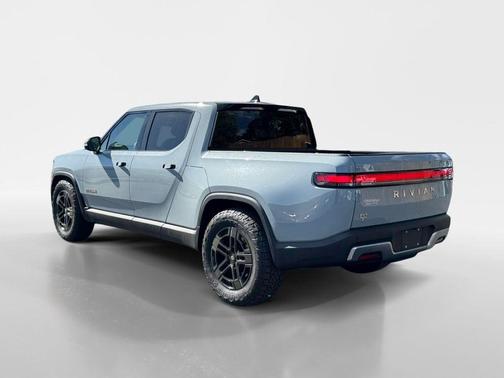 2022 Rivian R1T Adventure Package