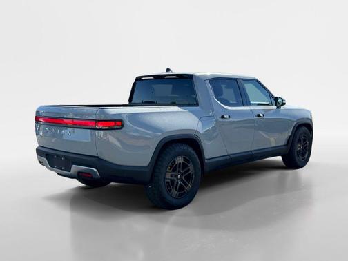 2022 Rivian R1T Adventure Package