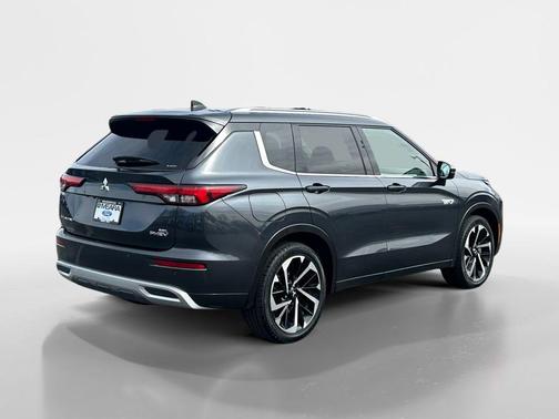 2024 Mitsubishi Outlander PHEV SEL